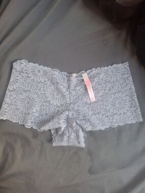 BRAND NEW WITHOUT TAG PINK Victoria's Secret Floral Lace Boyshort Panty